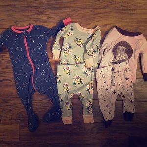 3 pairs of baby girls 6-12 mos jammies